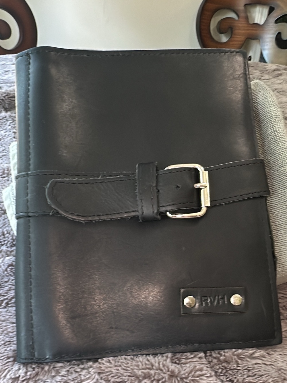 Black Leather iPad cover with Buckle Strap 10x8 (bags25)